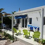 At Seafront With Private Garden-655 Nyaraló Denia