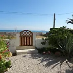 At Seafront With Private Garden-655 Nyaraló Denia