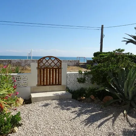 At Seafront With Private Garden-655 Tatil Evi Denia