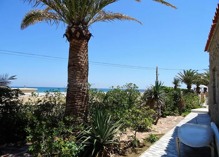 At Seafront With Private Garden-655 Hébergement de vacances Dénia