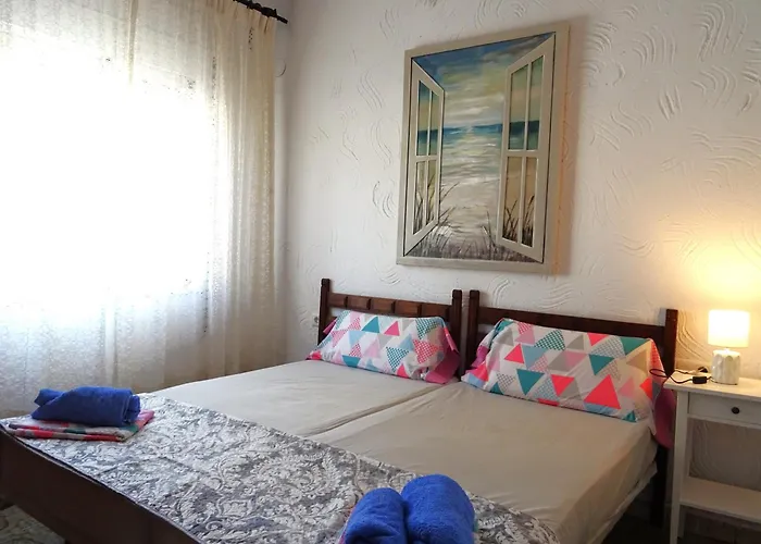 At Seafront With Private Garden-655 * Dénia